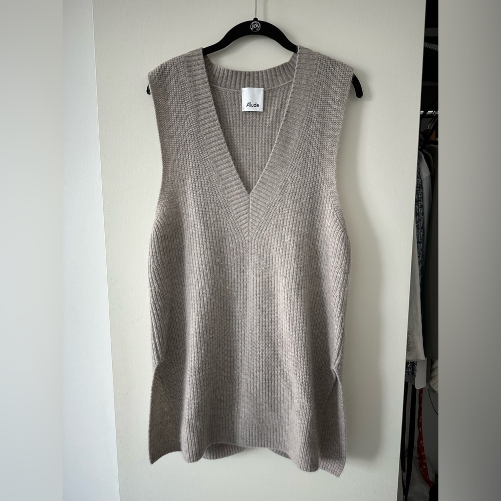 Allude Cashmere Vest